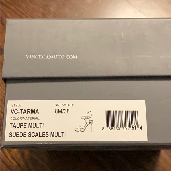 Vince Camuto heeled sandals - Picture 6 of 6